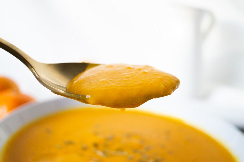 einfache Kürbissuppe mit Kartoffeln