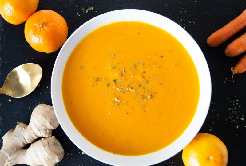 Kürbissuppe mit Ingwer und Kokosmilch