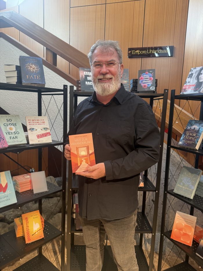 Christian Marin präsentiert sein Buch „Mut zur Veränderung – Vom Fremdsein zum Ankommen“ auf der Stuttgarter Buchmesse